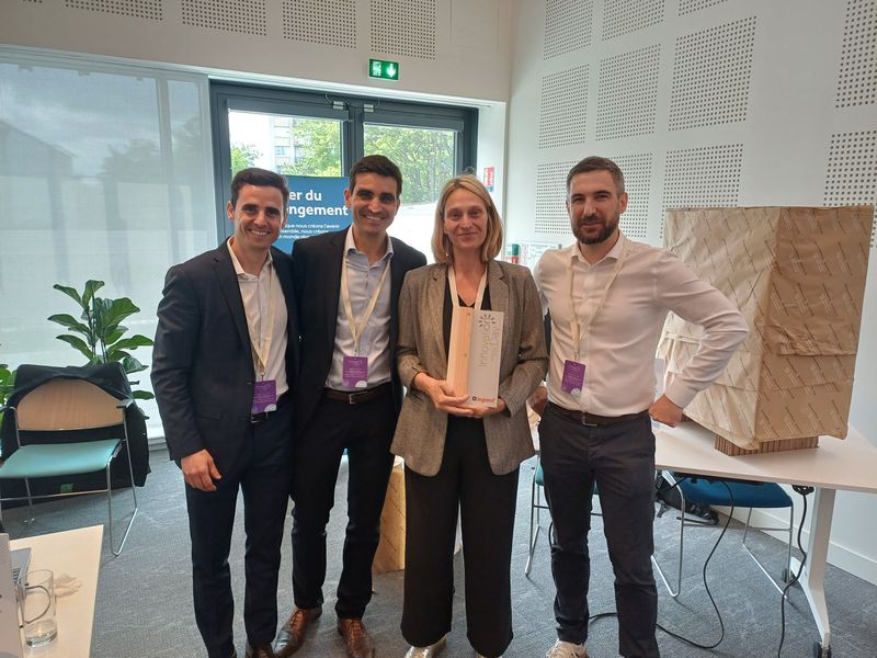 Un Prix De L innovation Pour Stretch Kraft De Smurfit Westrock un-prix-de-l-innovation-pour-stretch-kraft-de-smurfit-westrock