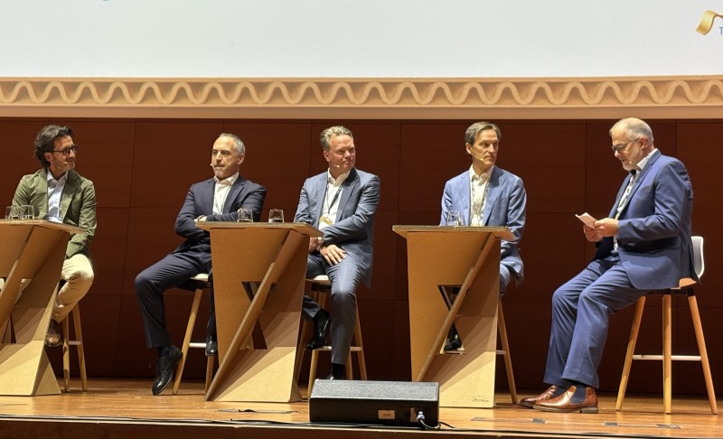 roundtable